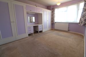 Bedroom- click for photo gallery